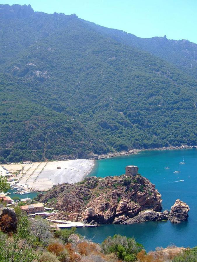 Отель La Calypso Porto  Экстерьер фото
